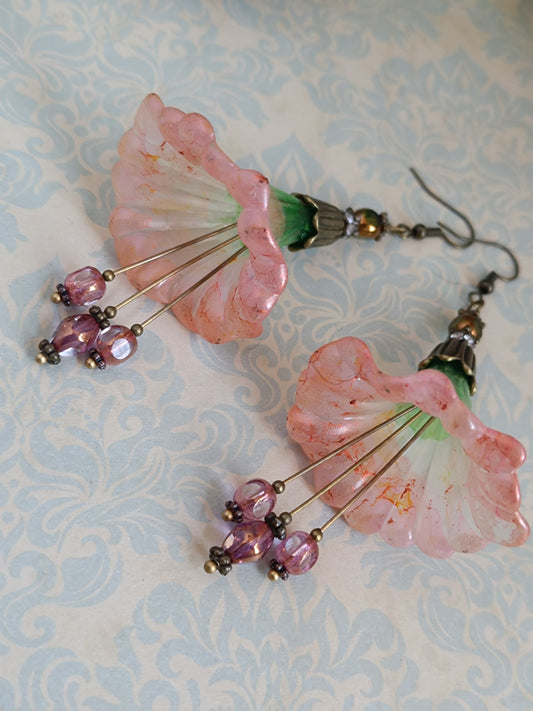 Boucles d'oreilles grandes fleurs féeriques - Trompette printanière XXL