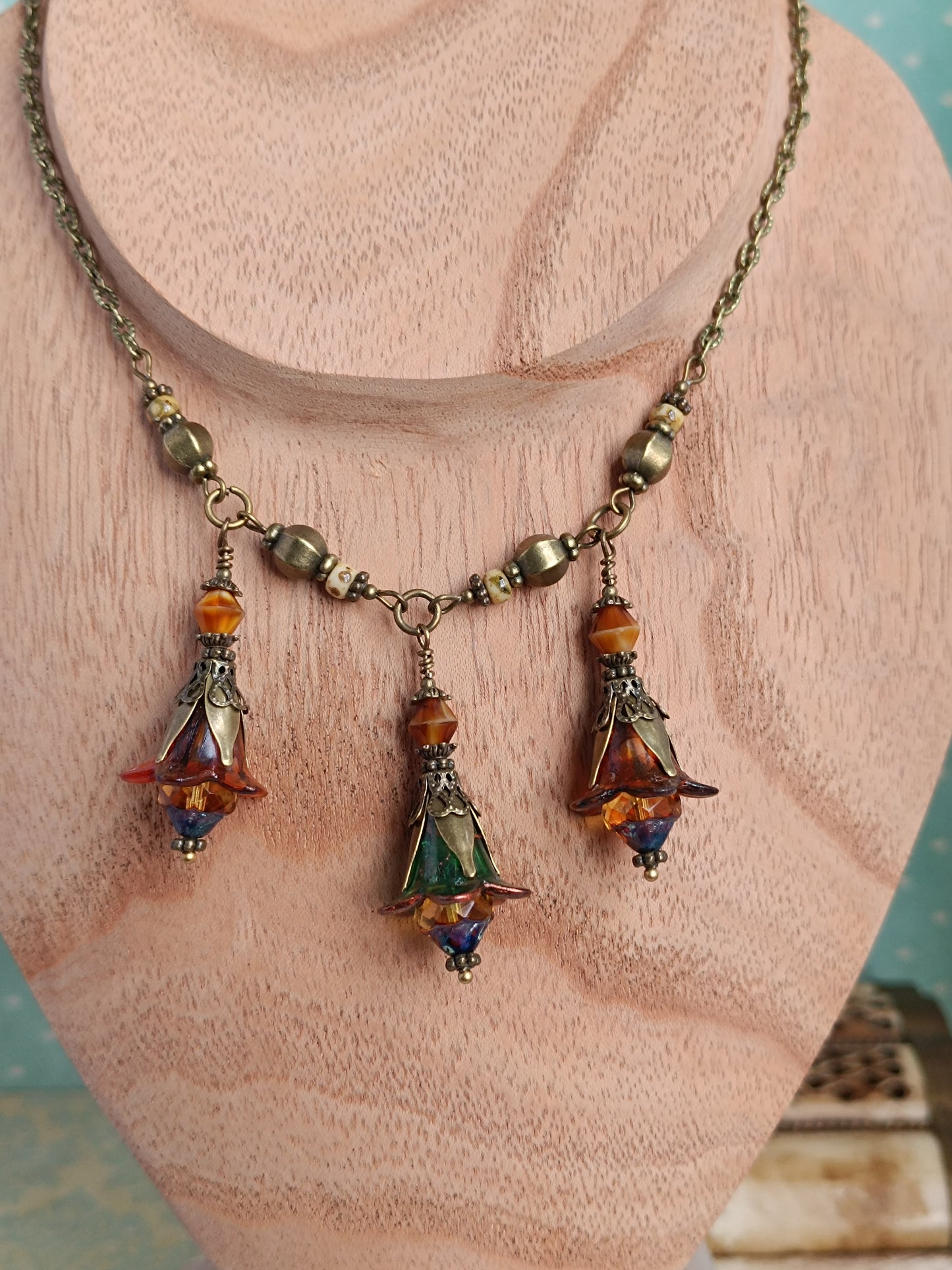 Collier Enchantement d'Automne - Fleurs Féeriques Bronze et Perles Tchèques
