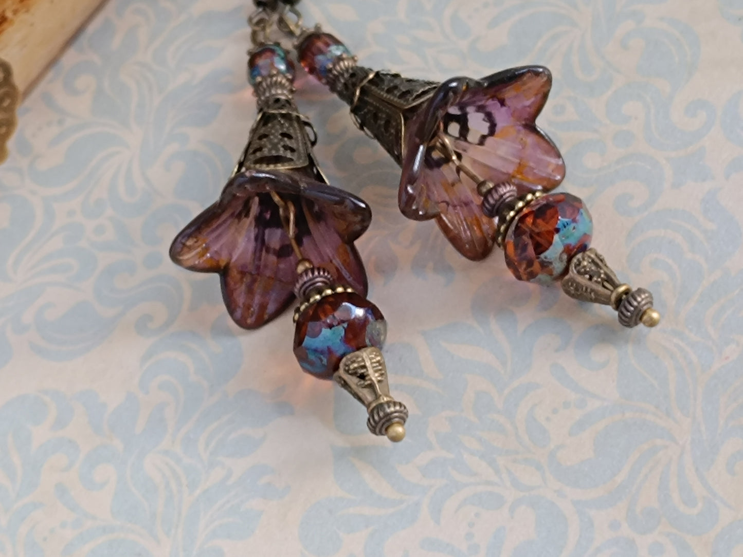 Boucles d'oreilles féeriques automne - Fleurs lucite orange brûlé ambre cuivre bronze
