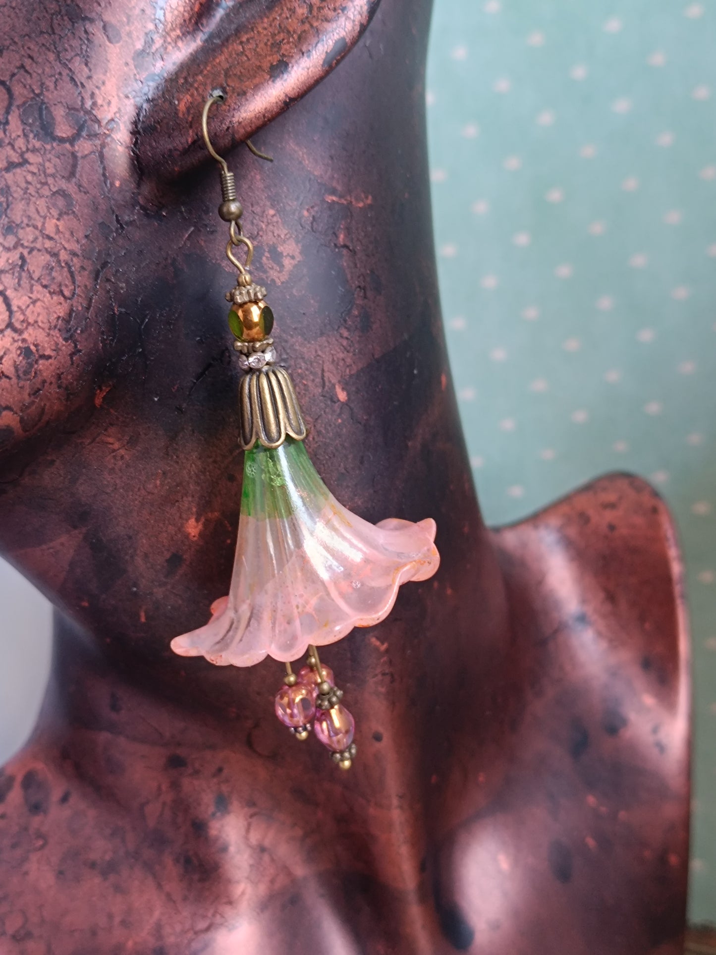 Boucles d'oreilles grandes fleurs féeriques - Trompette printanière XXL