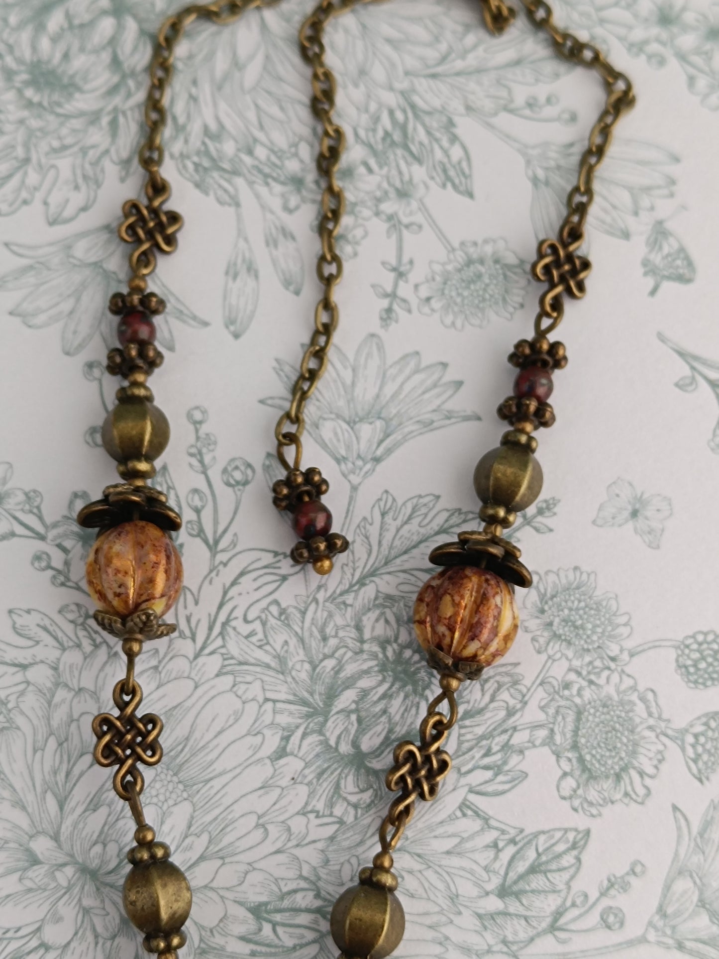 Collier Chapelier Fou Alice - Cabochon Bronze Gothique