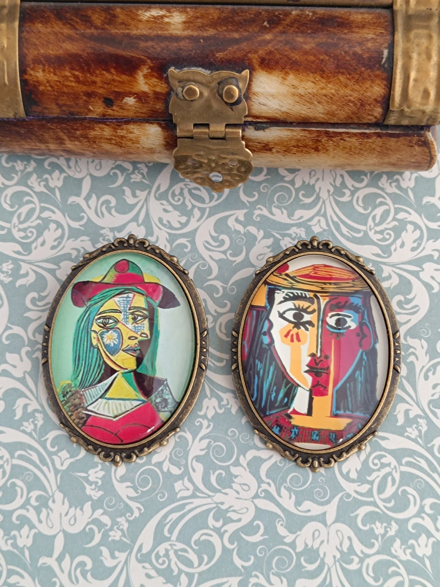Broche Picasso Portrait Femme - Cabochon Cubisme Bronze