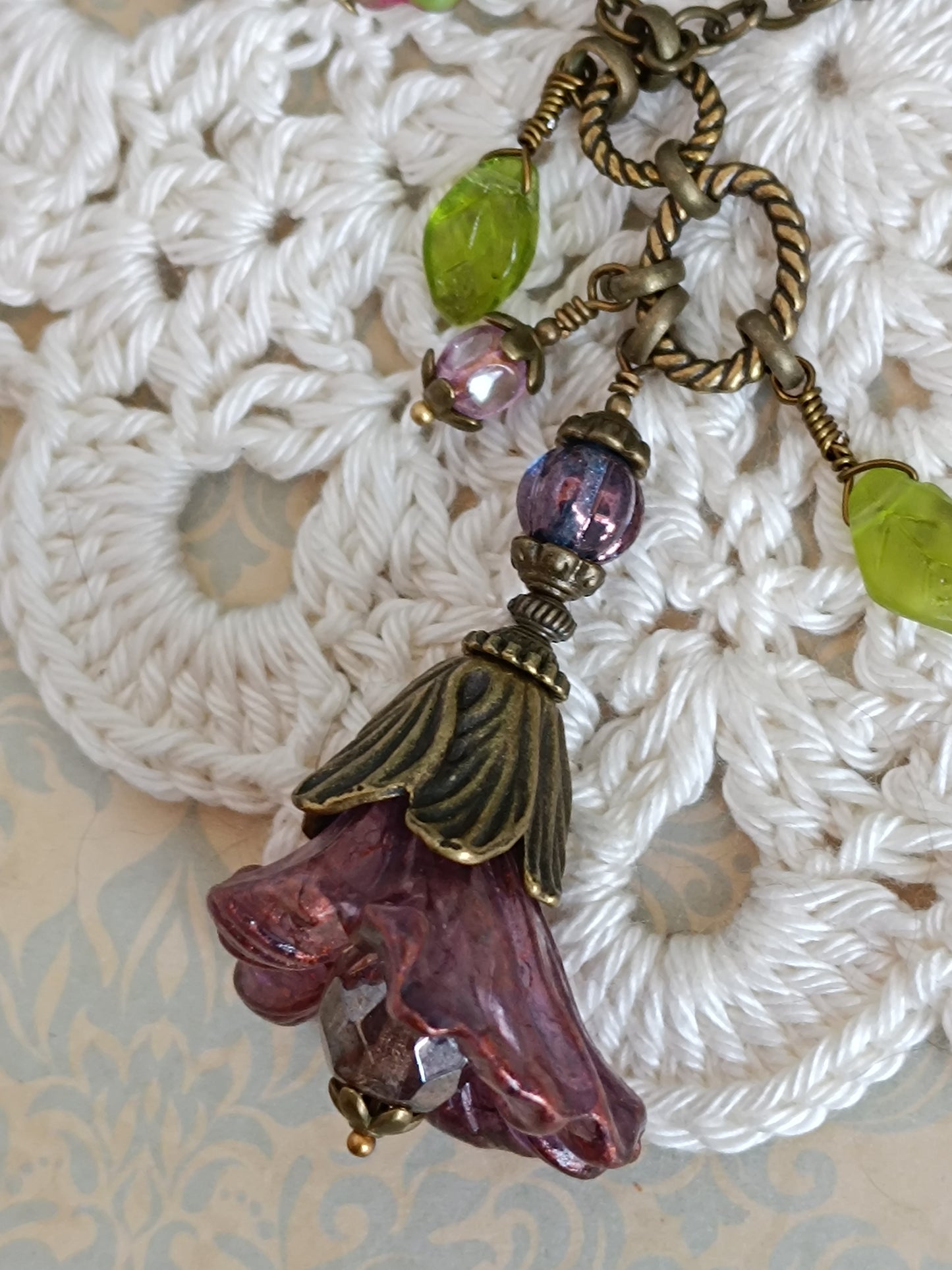 Sautoir Fleurs Féeriques - Lucite Vintage Perles Tchèque Bronze