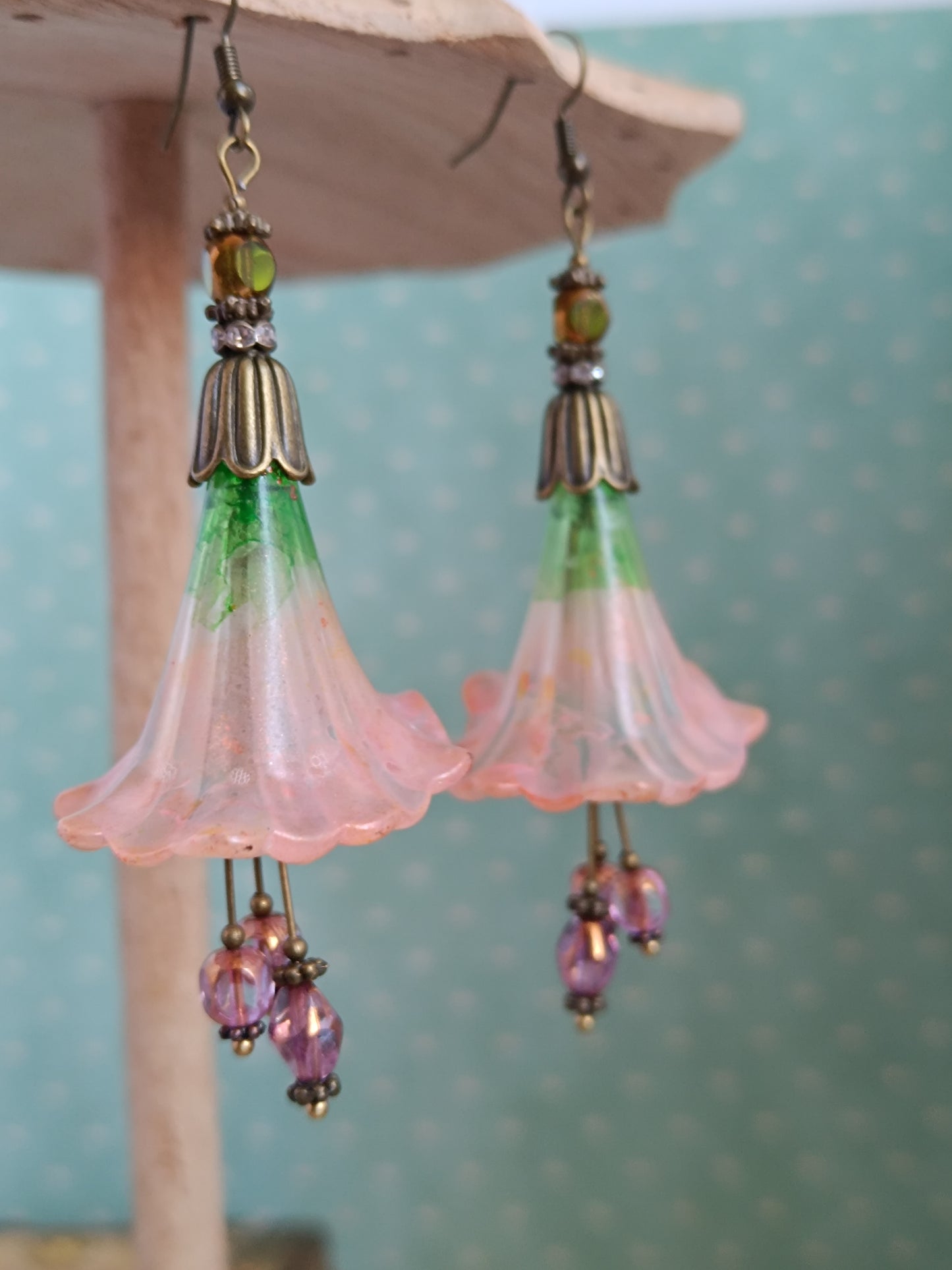 Boucles d'oreilles grandes fleurs féeriques - Trompette printanière XXL