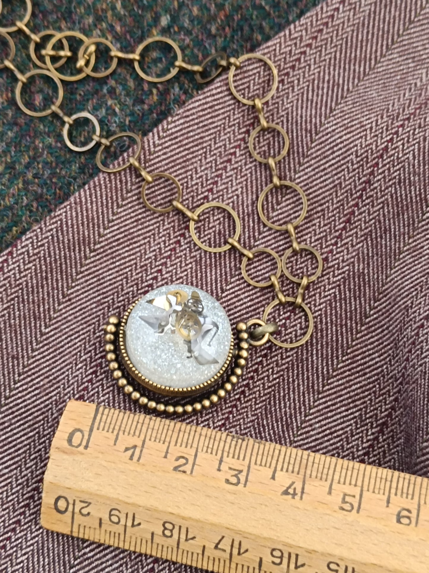 Sautoir steampunk pendentif mappemonde pivotant chaîne gros anneaux