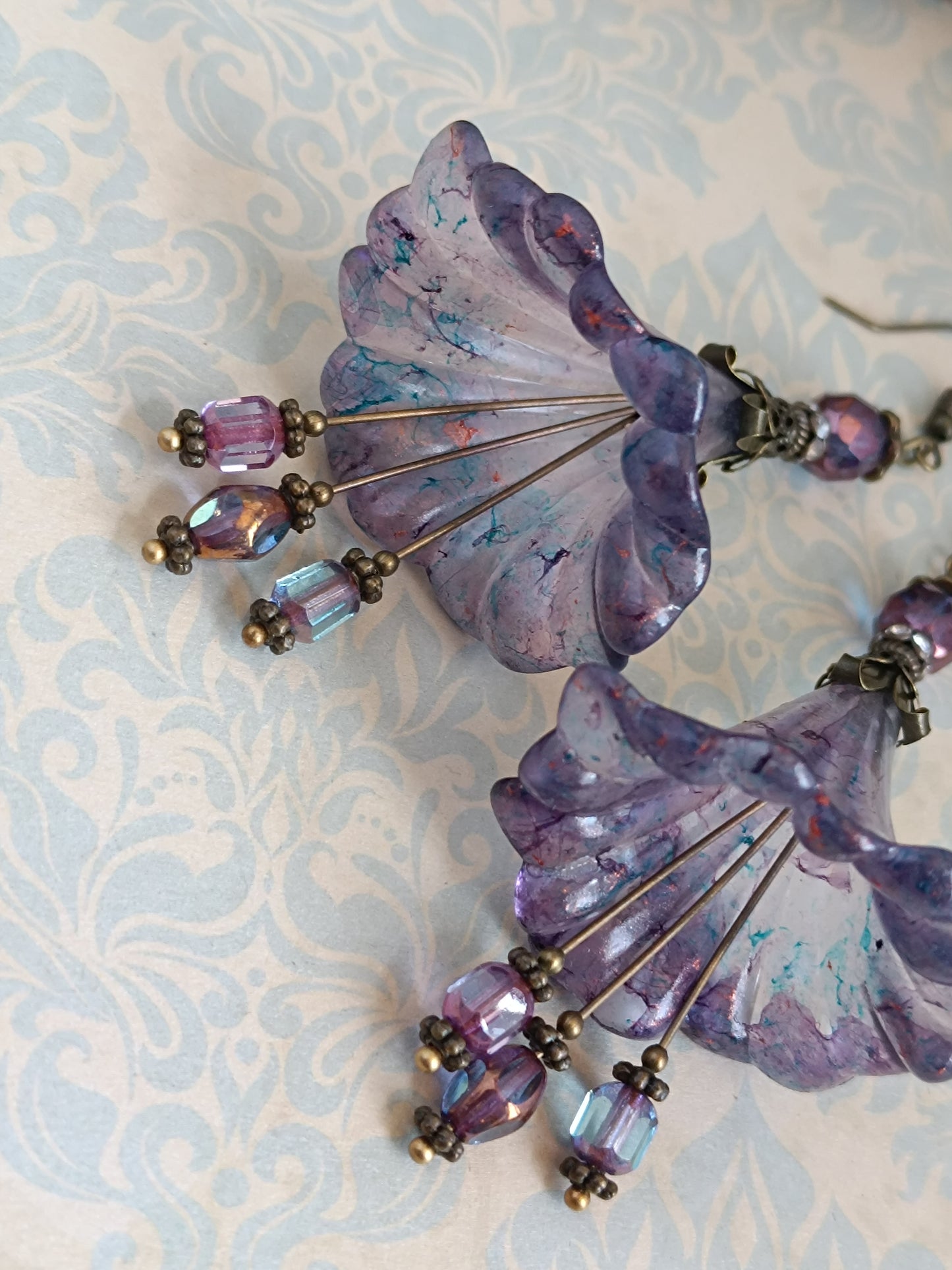 Boucles d'oreilles grandes fleurs féeriques