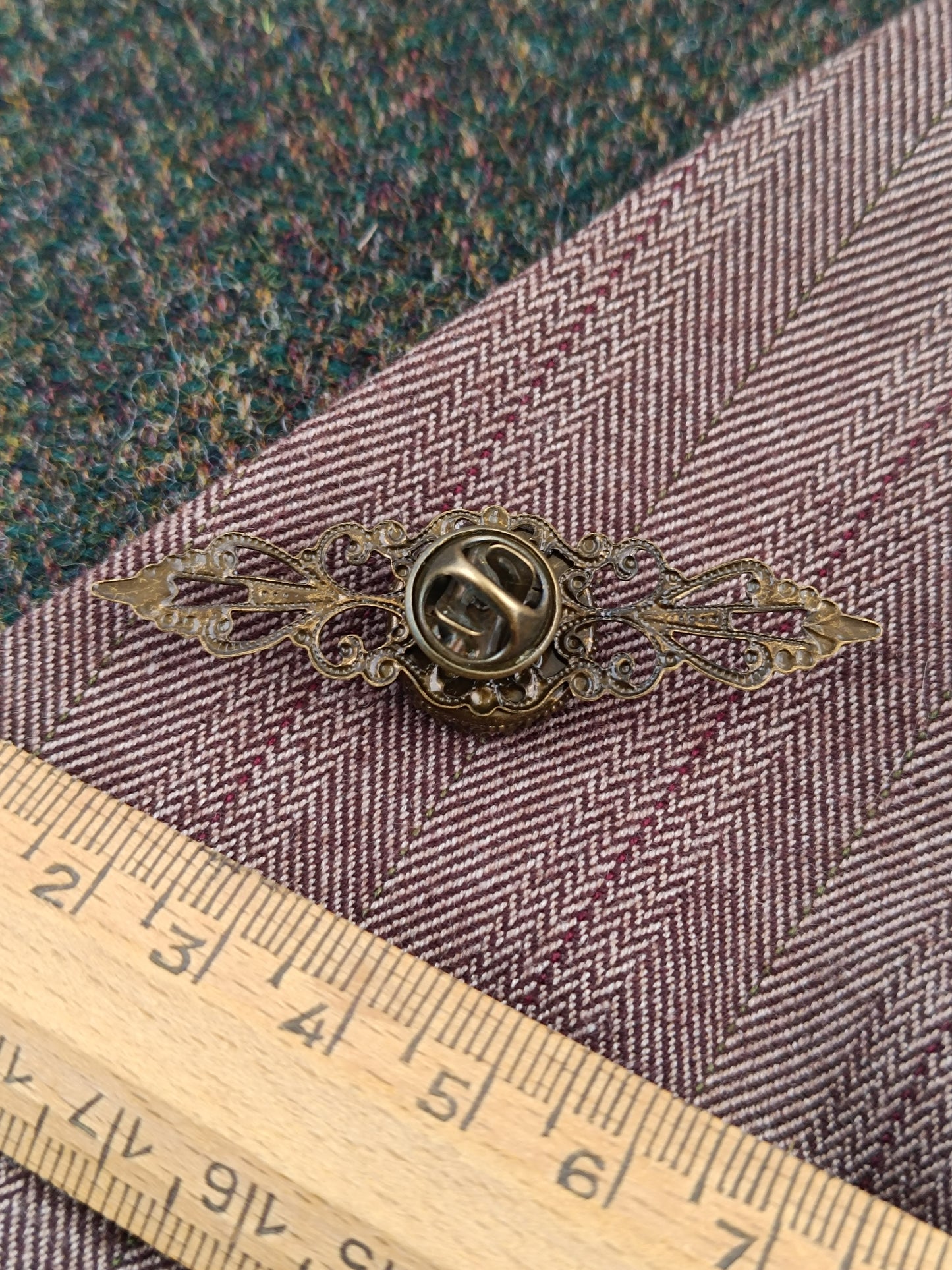 Broche Épinglette Steampunk Filigrane Bronze - Cabochon Résine Époxy vert