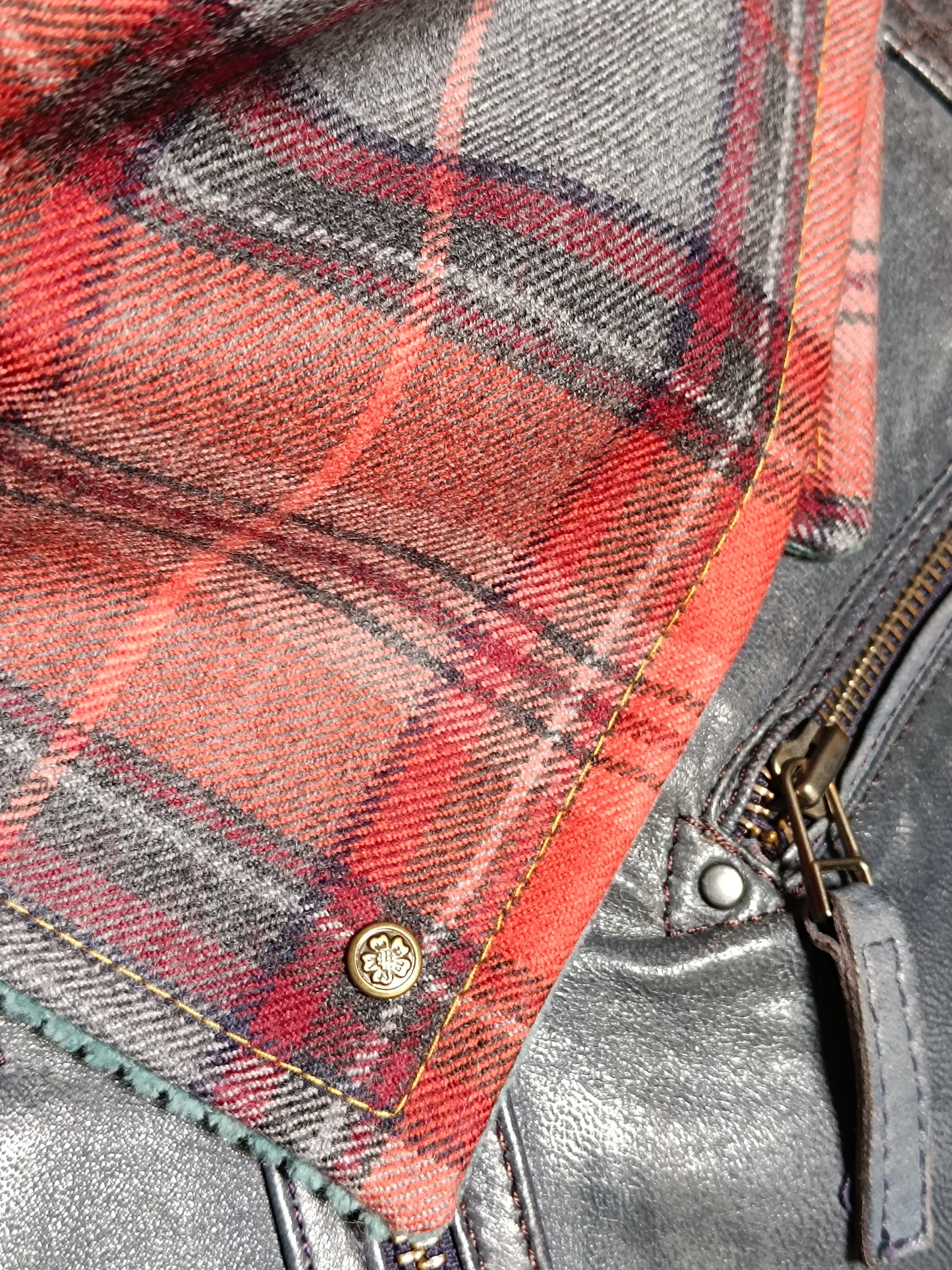 Tour de cou tartan laine velours côtelé bleu - Bouton bucolique oiseau