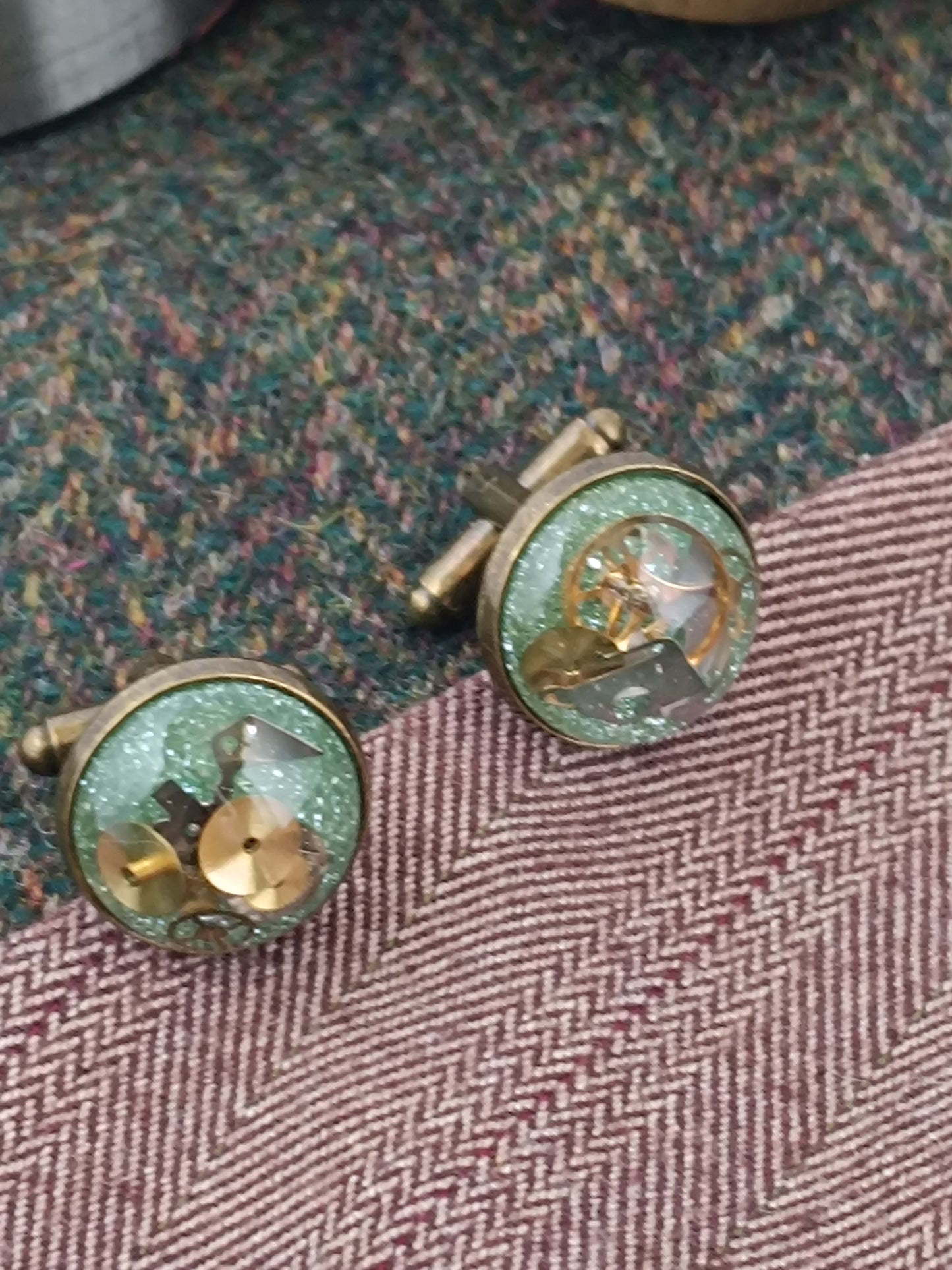 Boutons de manchette steampunk verts clairs