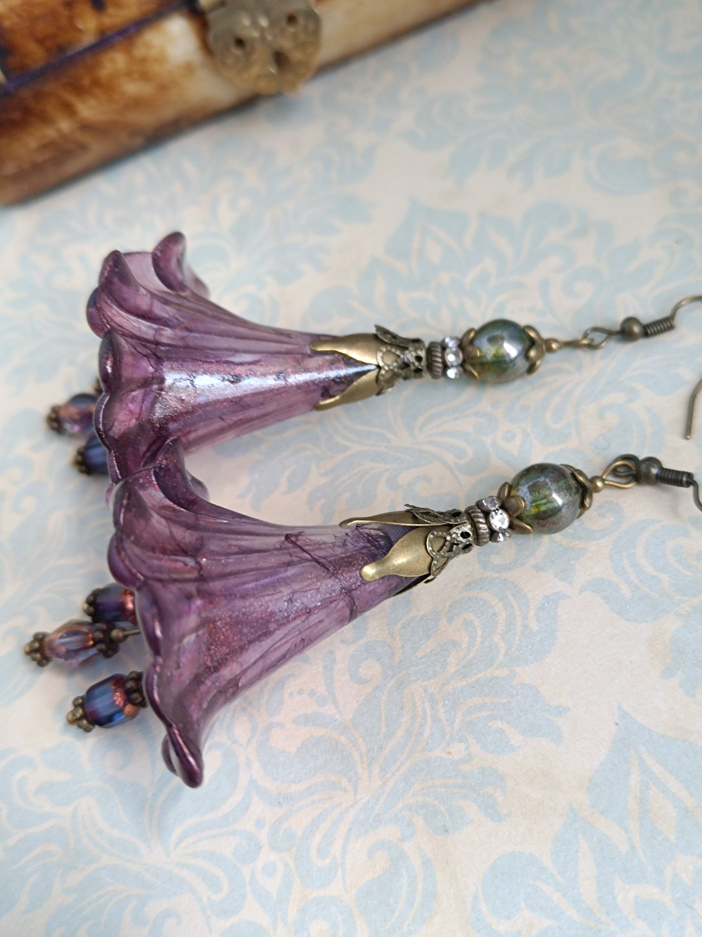 Boucles d'oreilles pendantes fleurs féeriques, bijoux xxl