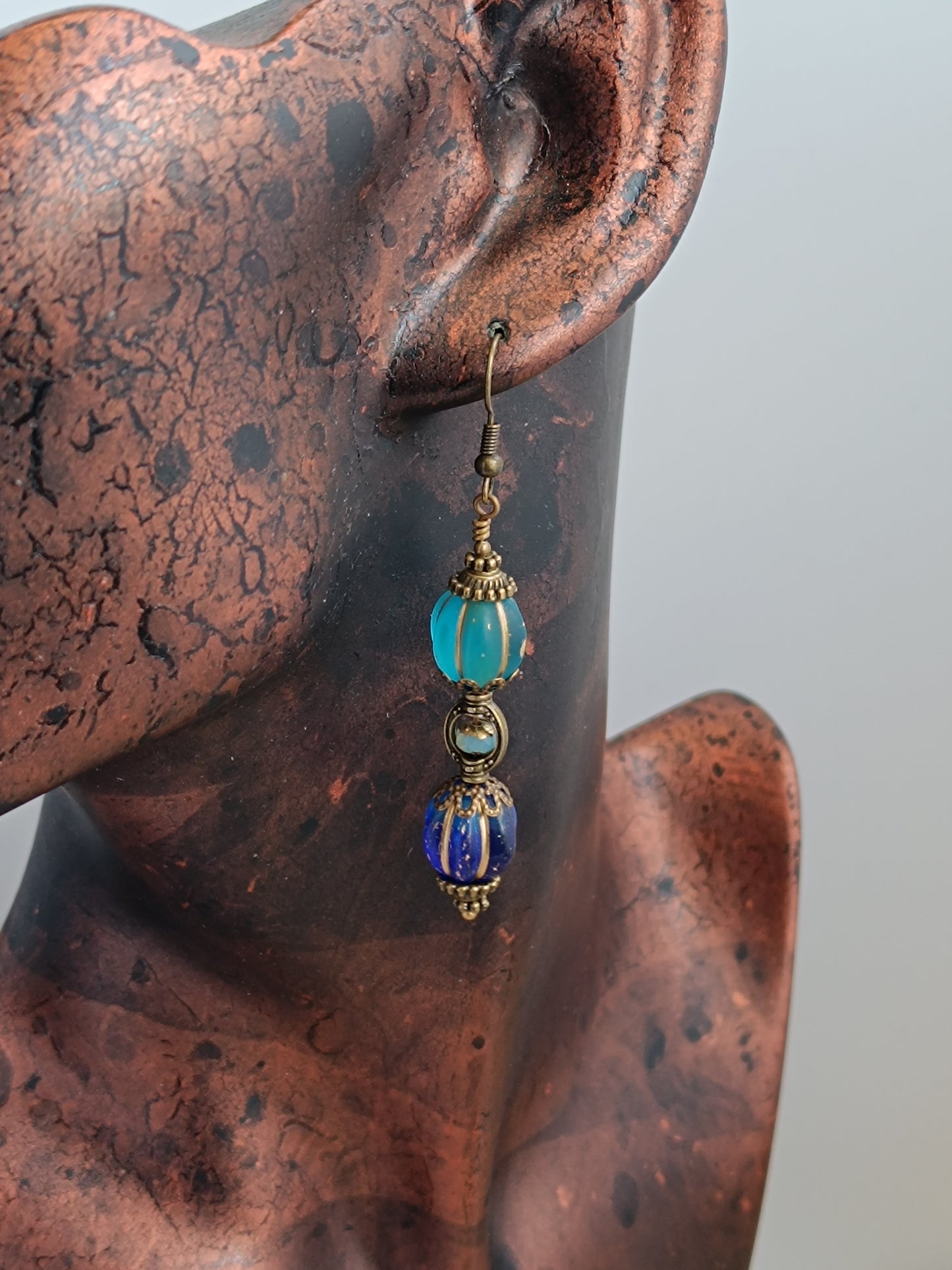 Boucles d'oreilles Sablier Ancien Artefact Steampunk Instrument d'Alchimie en Verre Tchèque