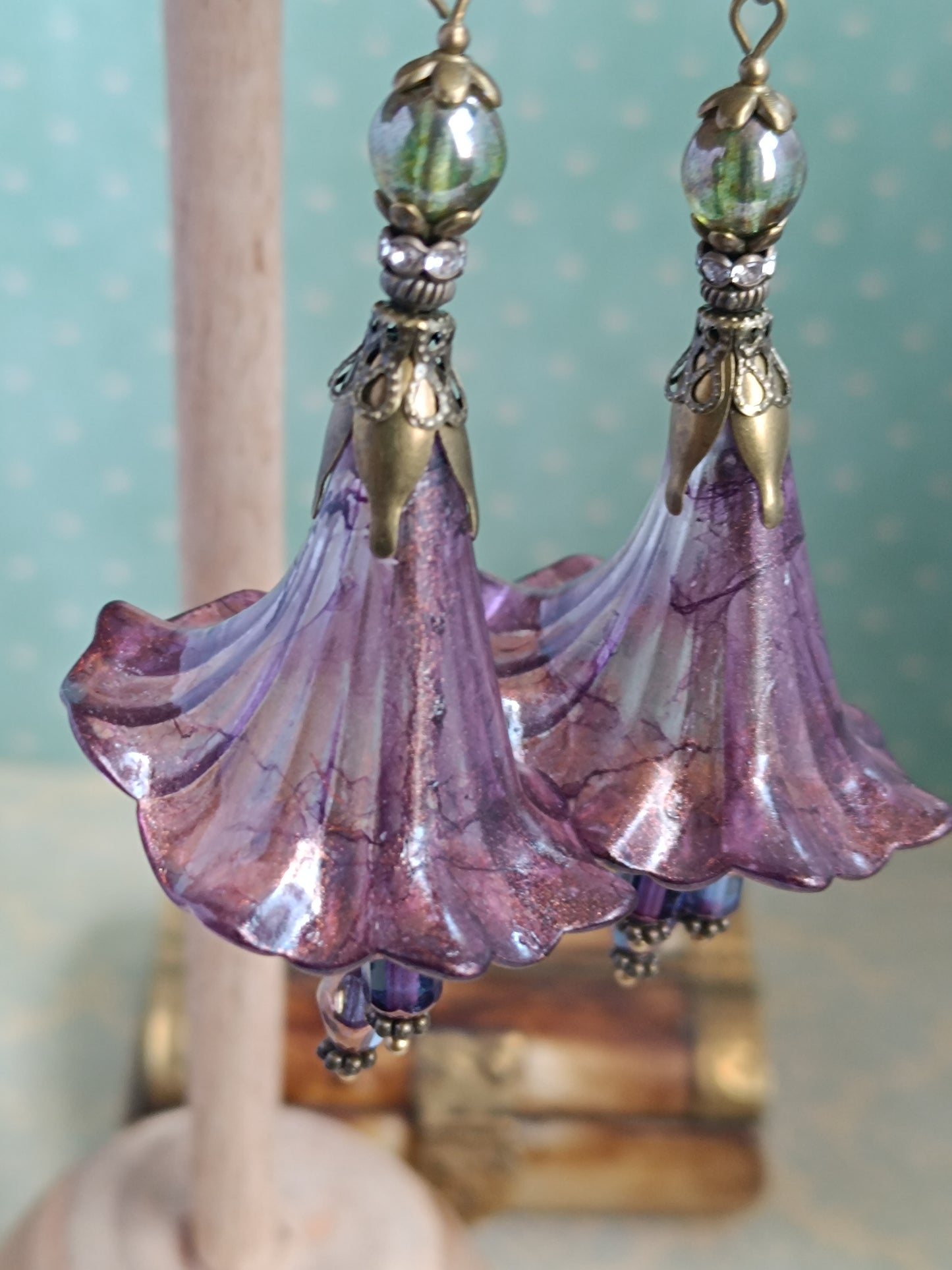 Boucles d'oreilles pendantes fleurs féeriques, bijoux xxl