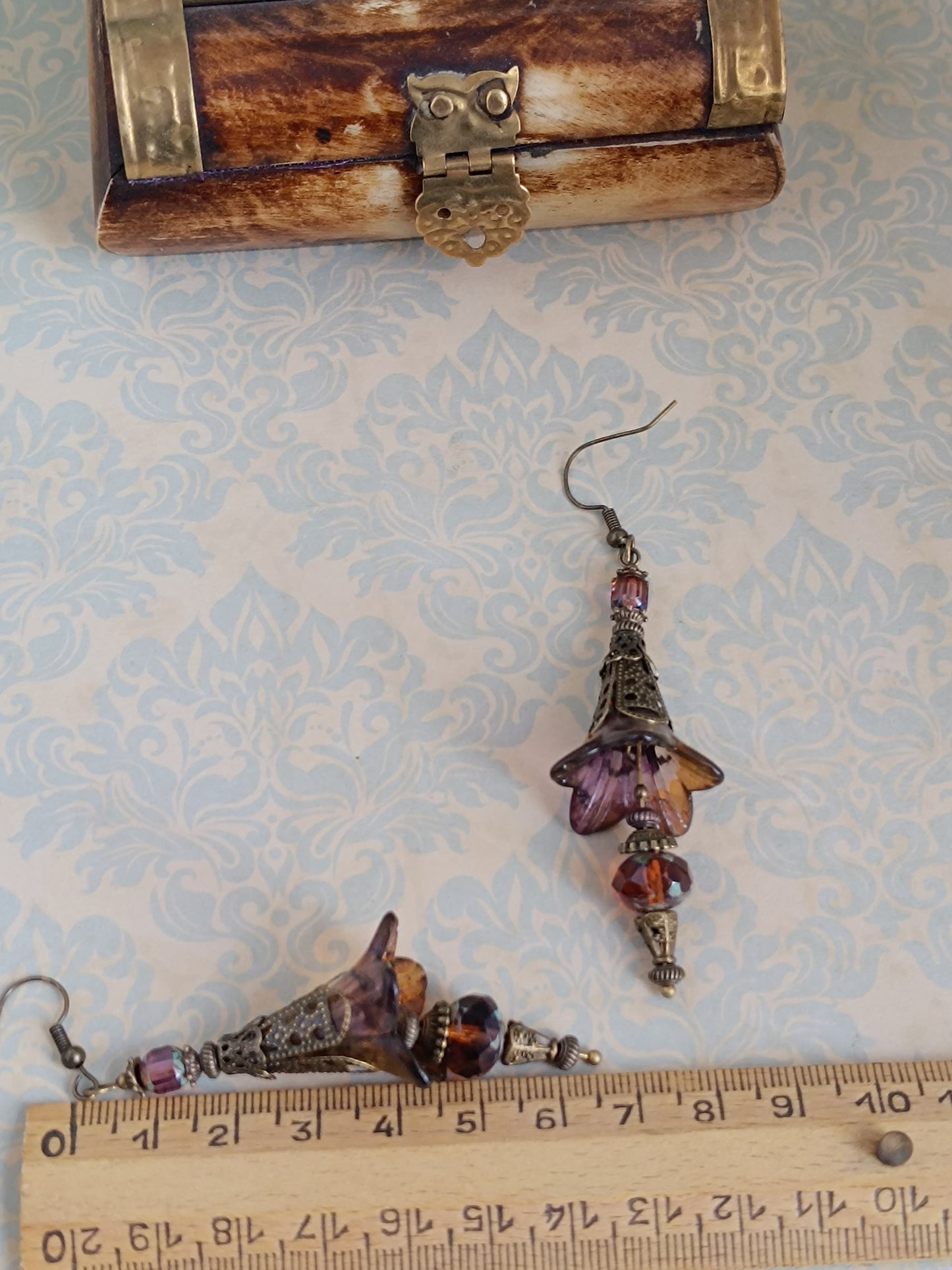 Boucles d'oreilles bohème automne - Fleurs lucite peinte et perles verre tchèque bronze