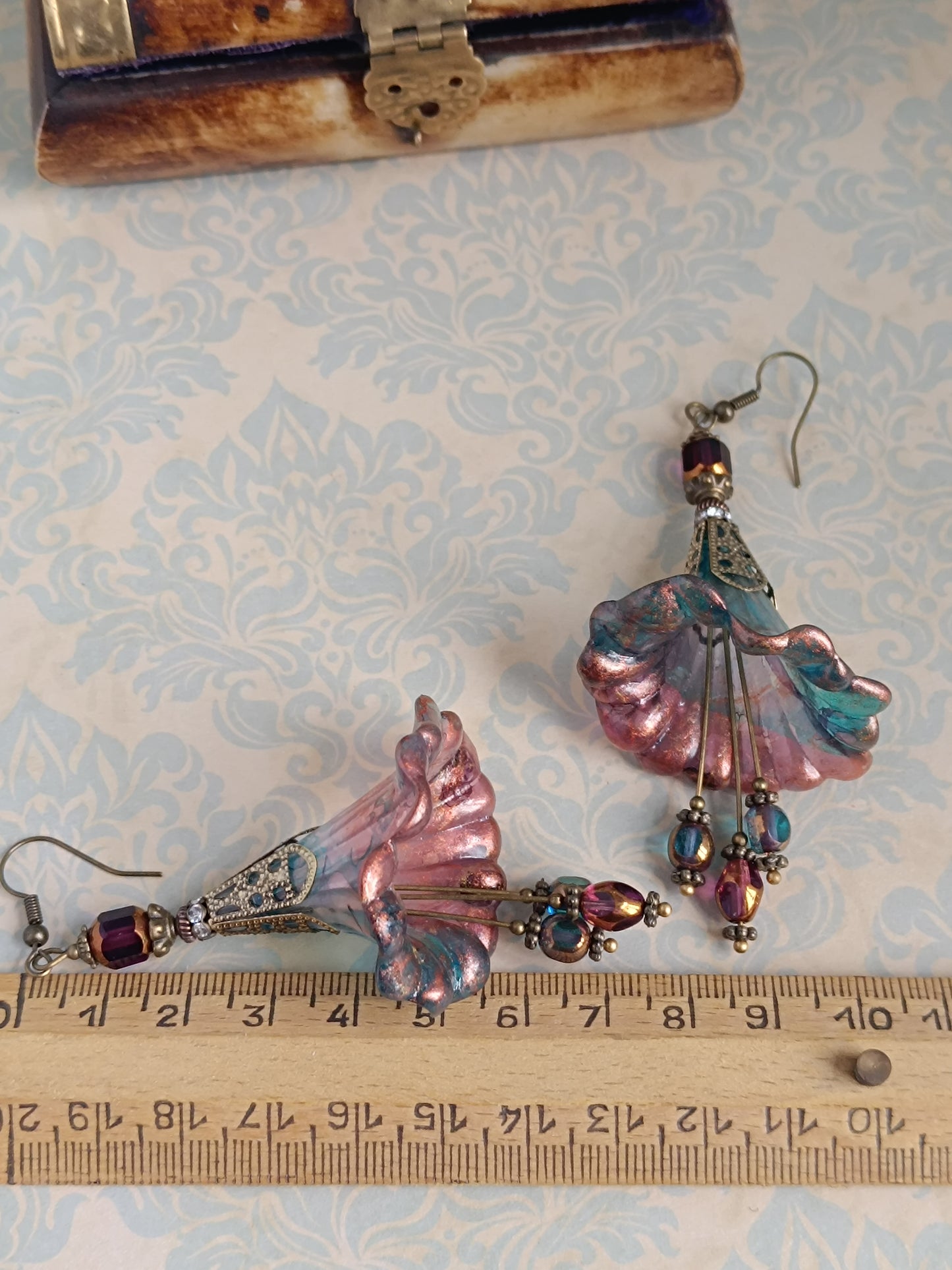 Boucles d'Oreilles Fleurs Lucite XXL - Perles Verre Tchèque