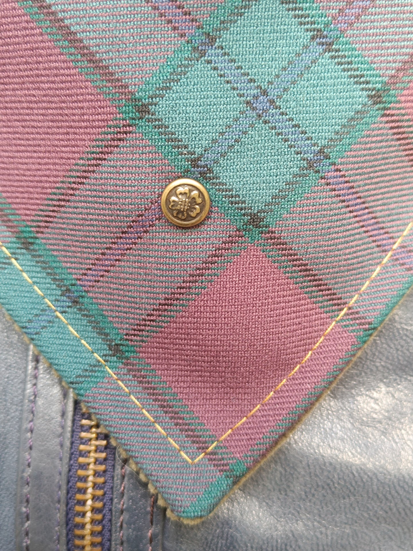 Écharpe boutonnée tour de cou tartan doublé bel côtelé et bouton vintage nacre et métal