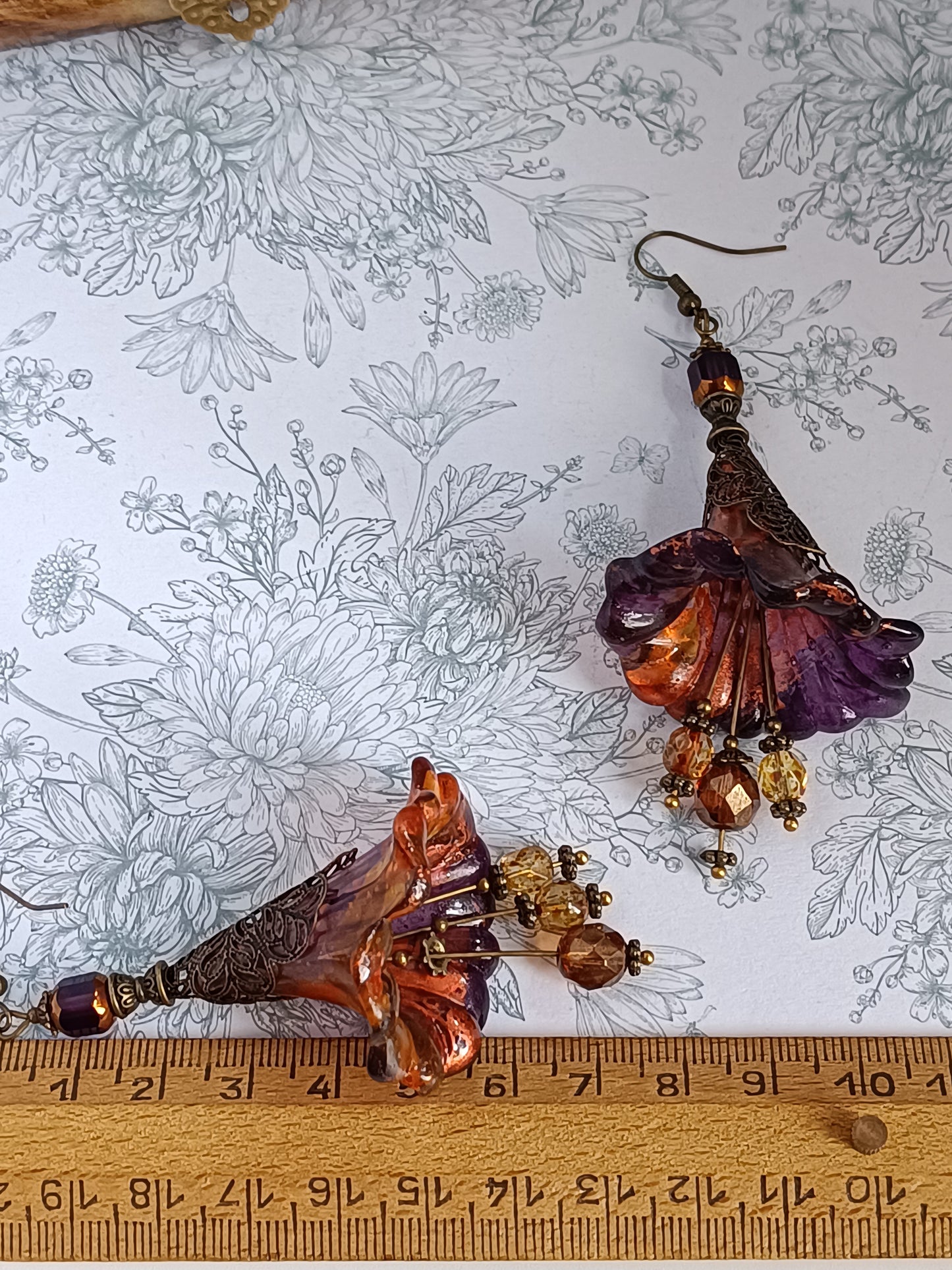 Boucles d'Oreilles Fleurs Lucite XXL - Perles Verre Tchèque