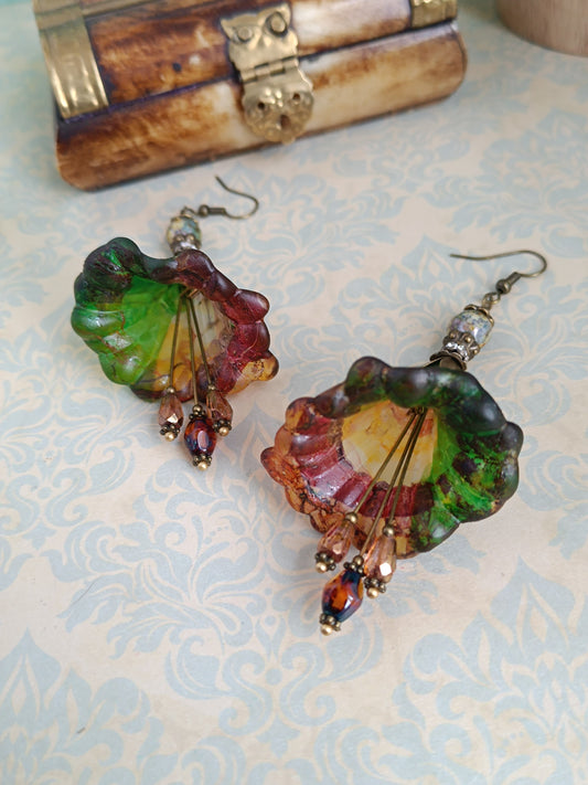 Boucles d'oreilles pendantes fleurs féeriques  d'automne - Perles de verre tchèque