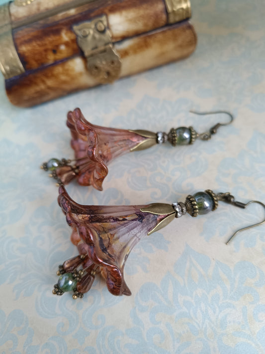 Boucles d'Oreilles Fleurs Trompettes mélancoliques automnales