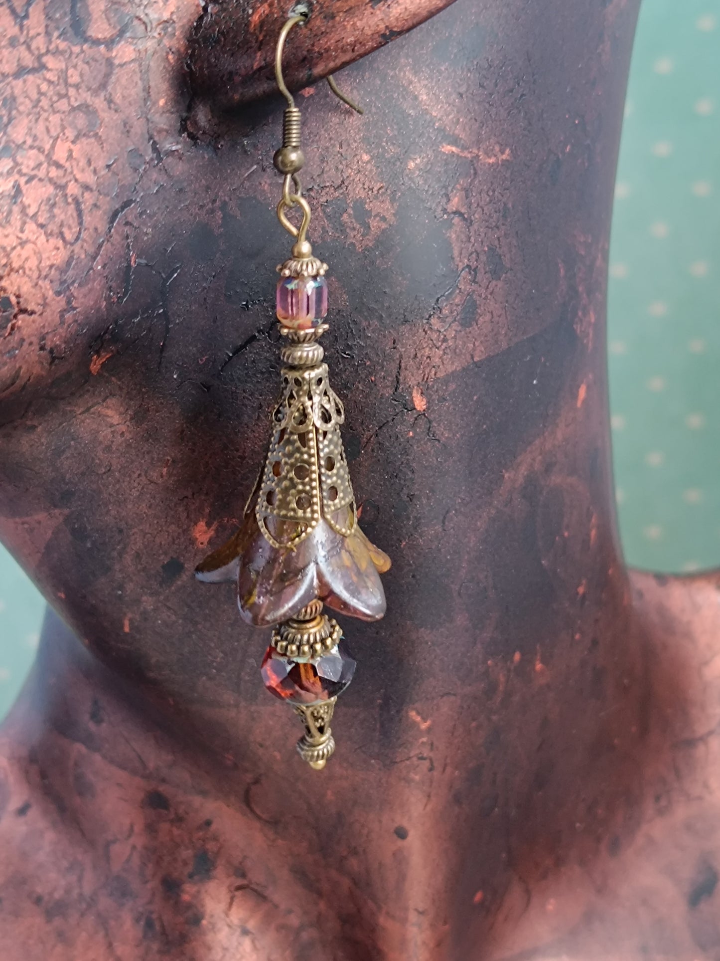 Boucles d'oreilles bohème automne - Fleurs lucite peinte et perles verre tchèque bronze