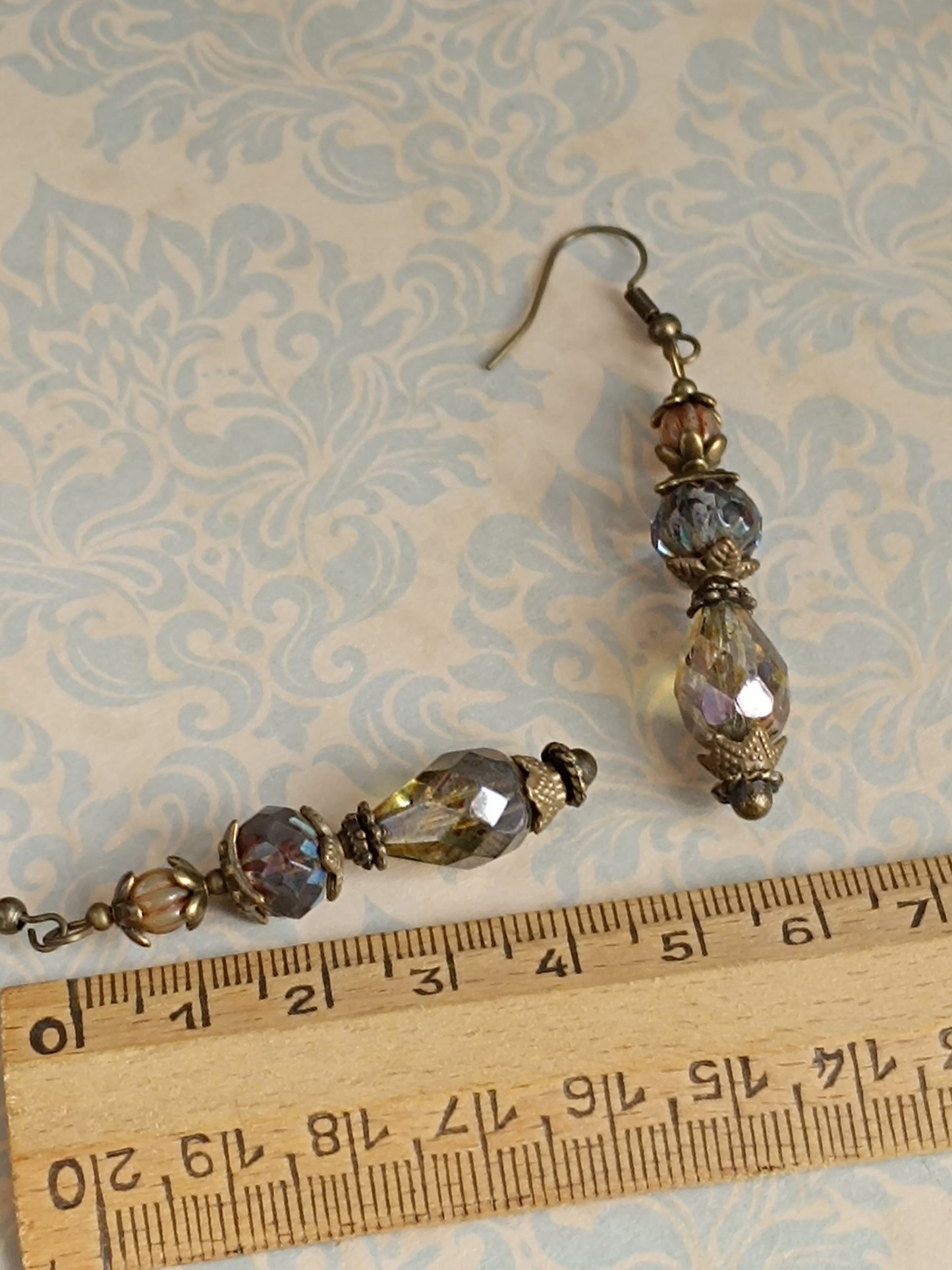 Boucles d'oreilles pendantes perles de verre tchèque Picasso