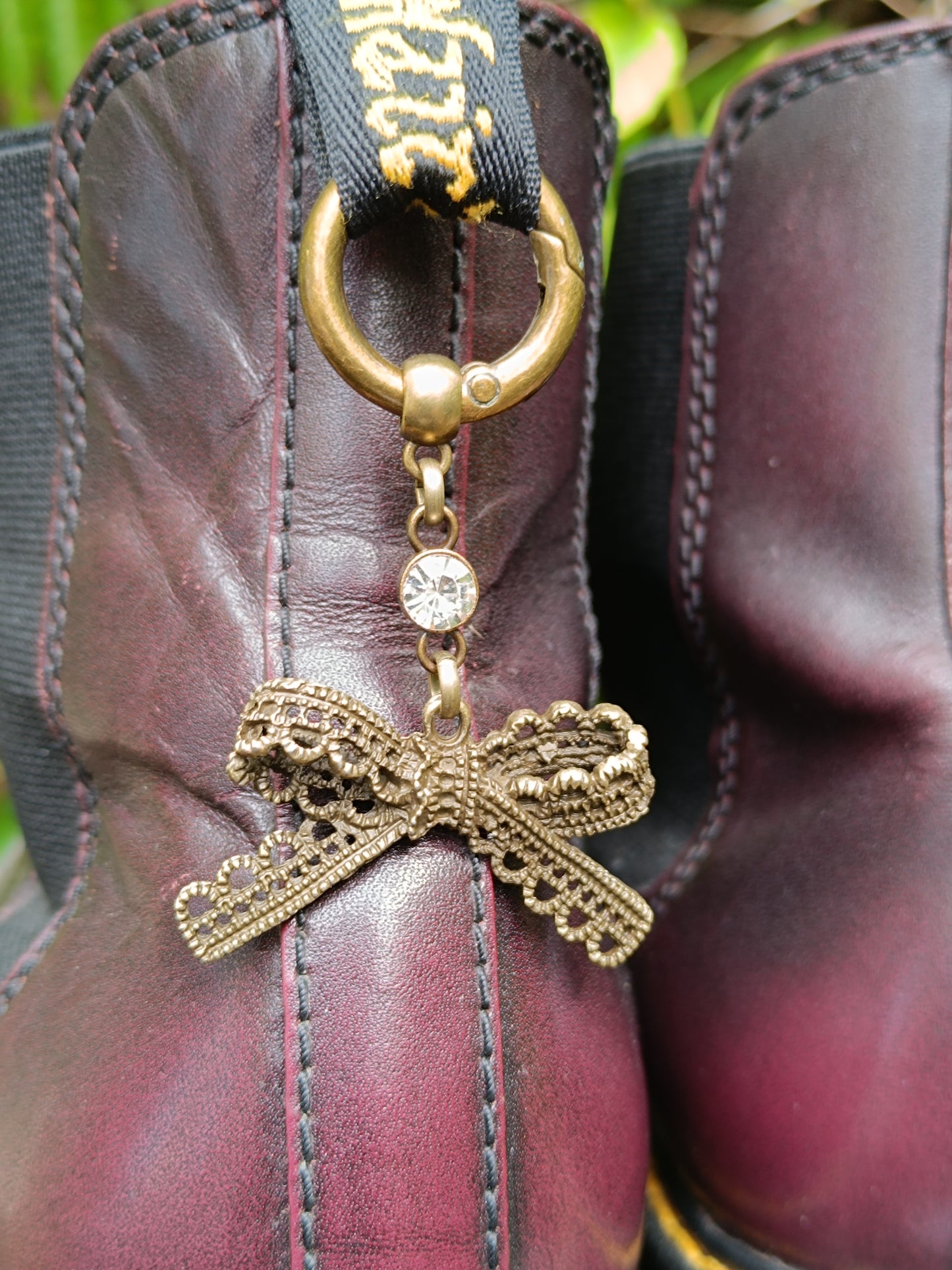 Bijoux charms de chaussures, boucles languettes bottines noeud de dentelle et strass