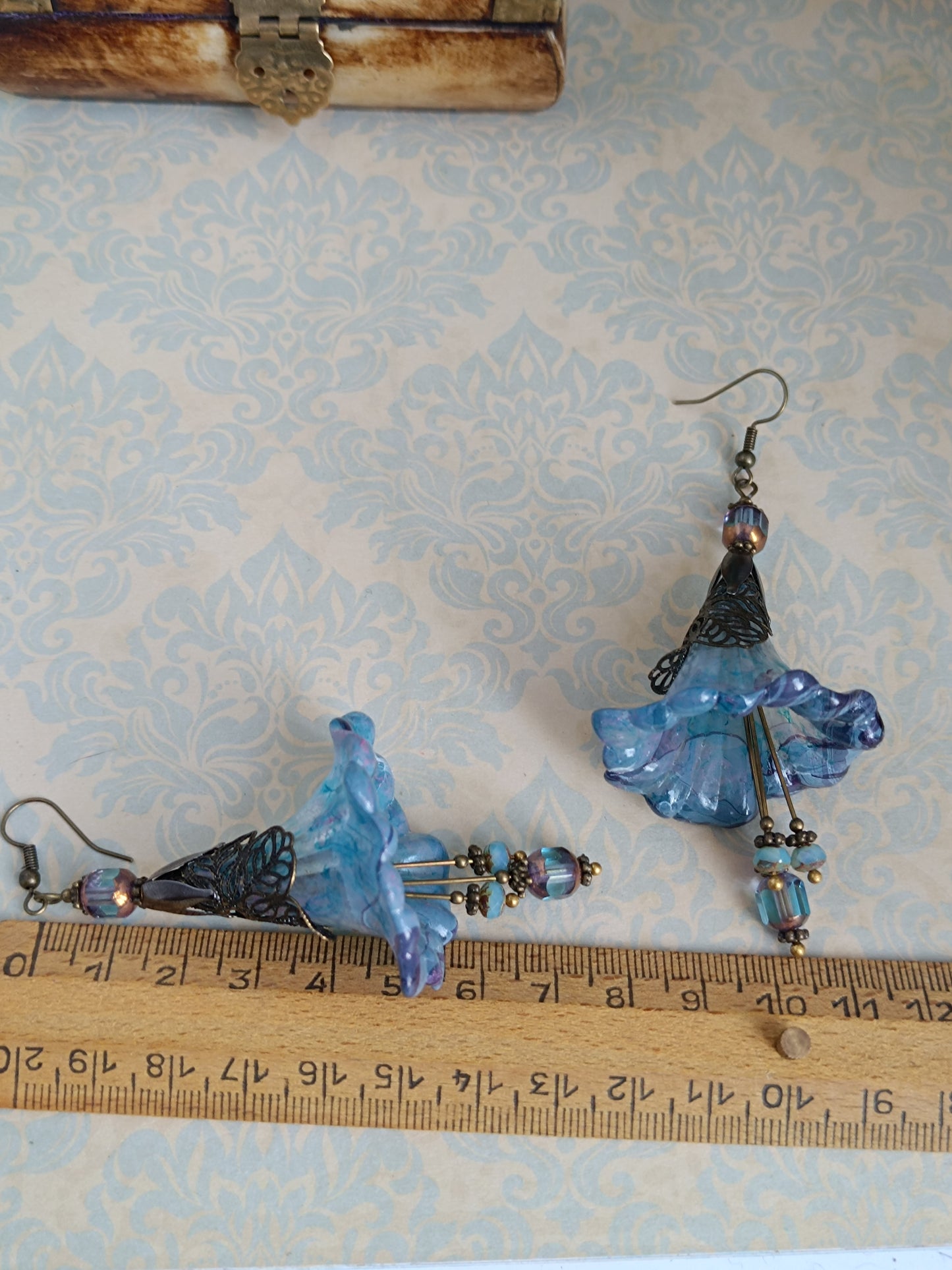Boucles d'oreilles grandes fleurs féeriques - Trompette printanière XXL