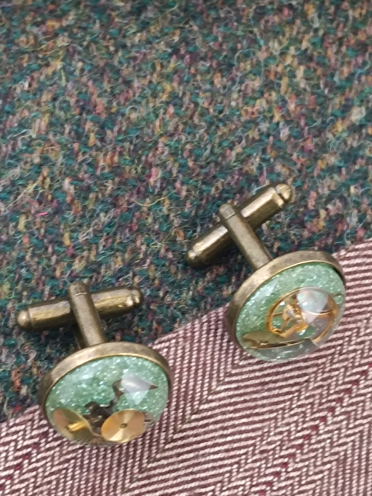 Boutons de manchette steampunk verts clairs