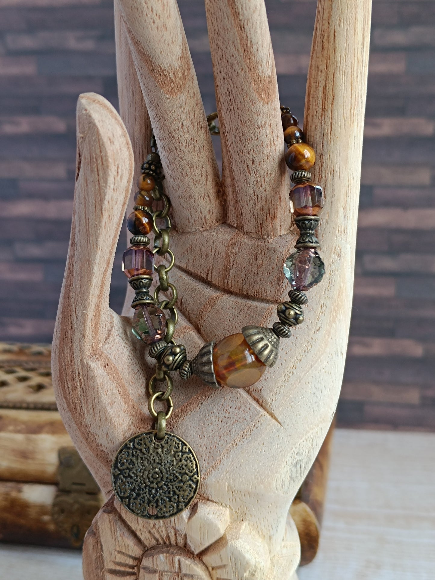 Bracelet Bohème – Œil de Tigre & Verre Tchèque