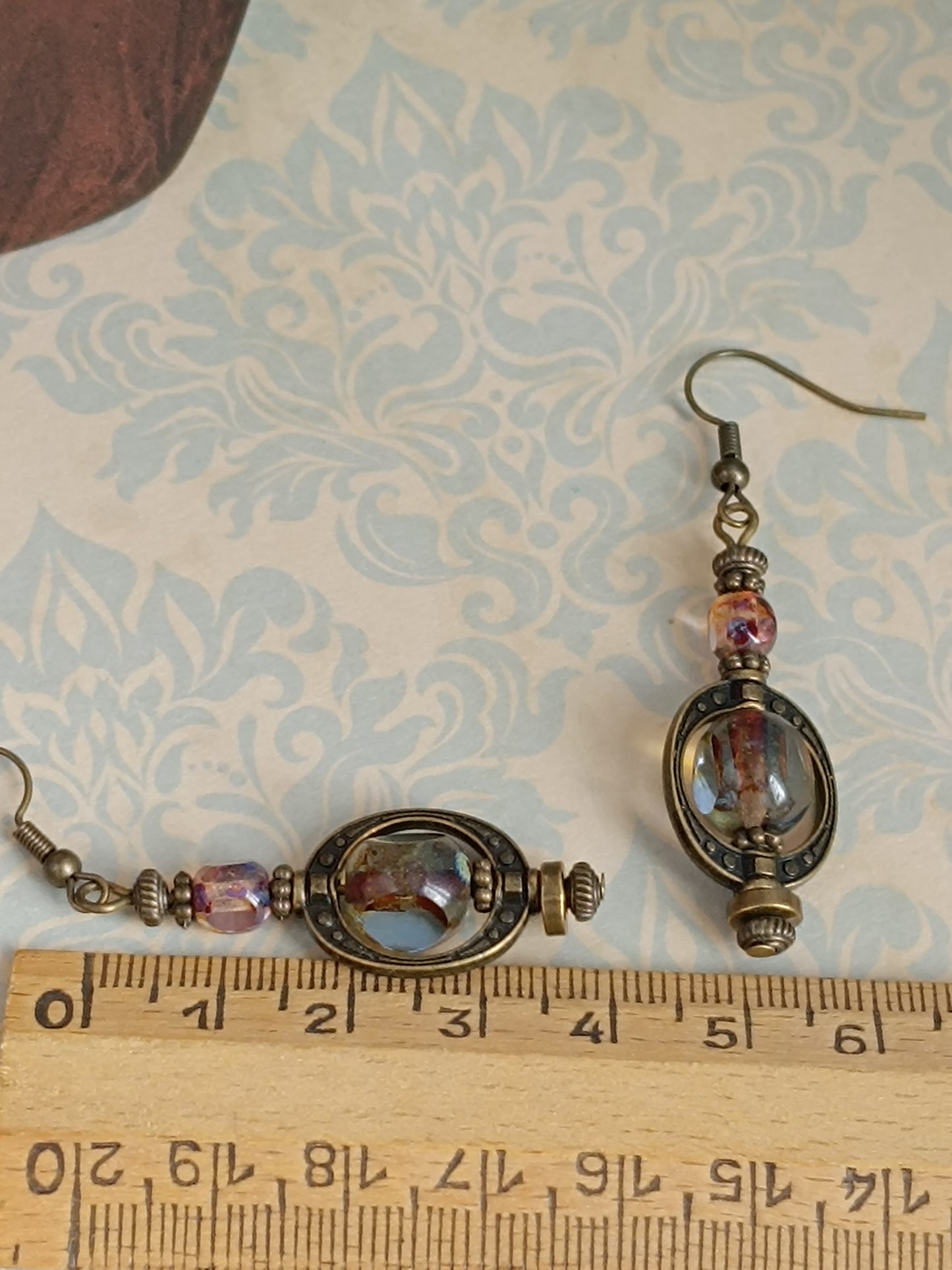 Boucles d'oreilles pendantes bohème perle de verre tchèque Saturne