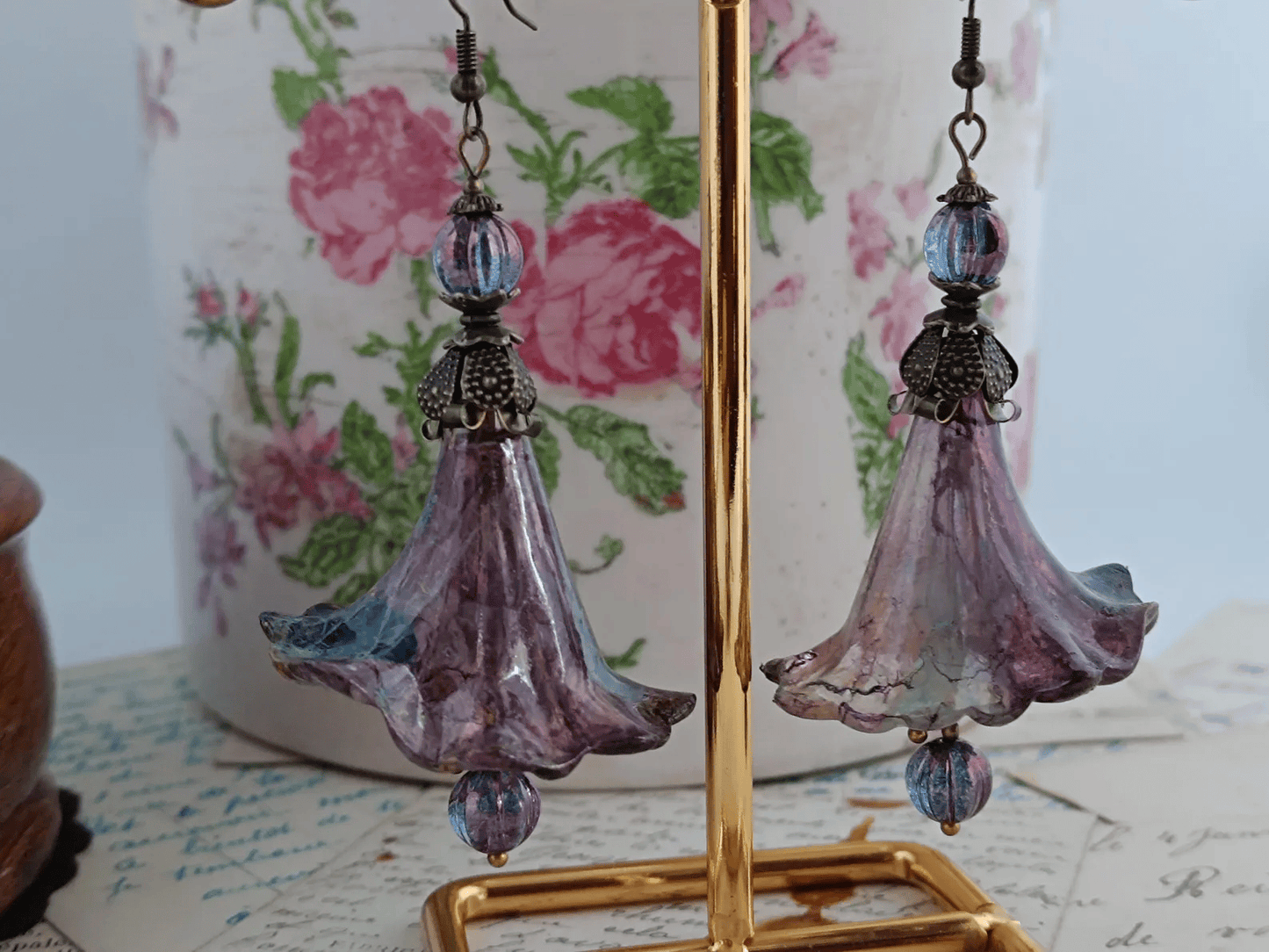 Boucles d'Oreilles Fleur Trompette mélancolique printanière