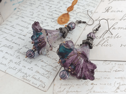 Boucles d'Oreilles Fleur Trompette mélancolique printanière