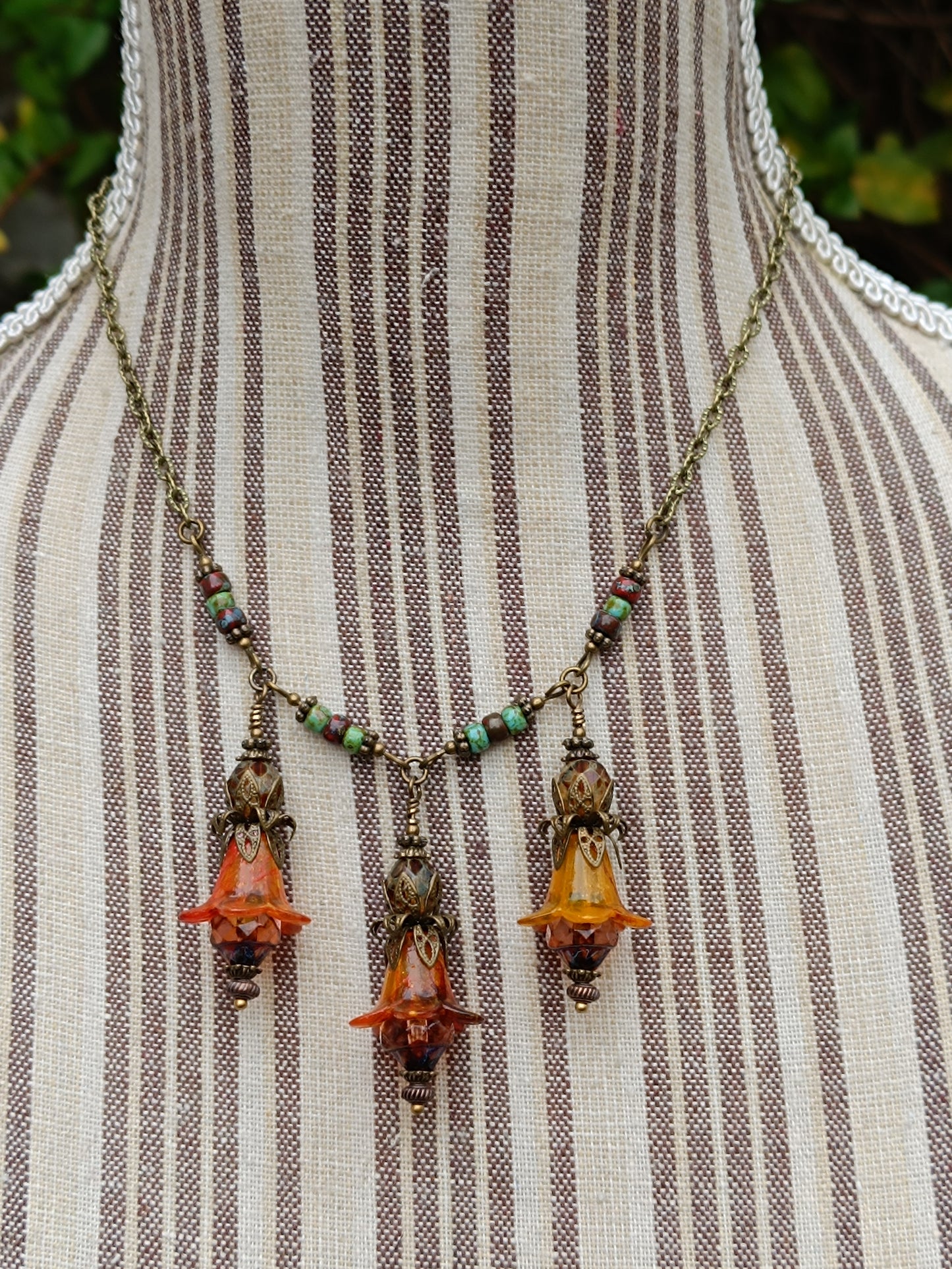 Collier Jardin Secret - Fleurs de Lucite et Perles Picasso Bronze