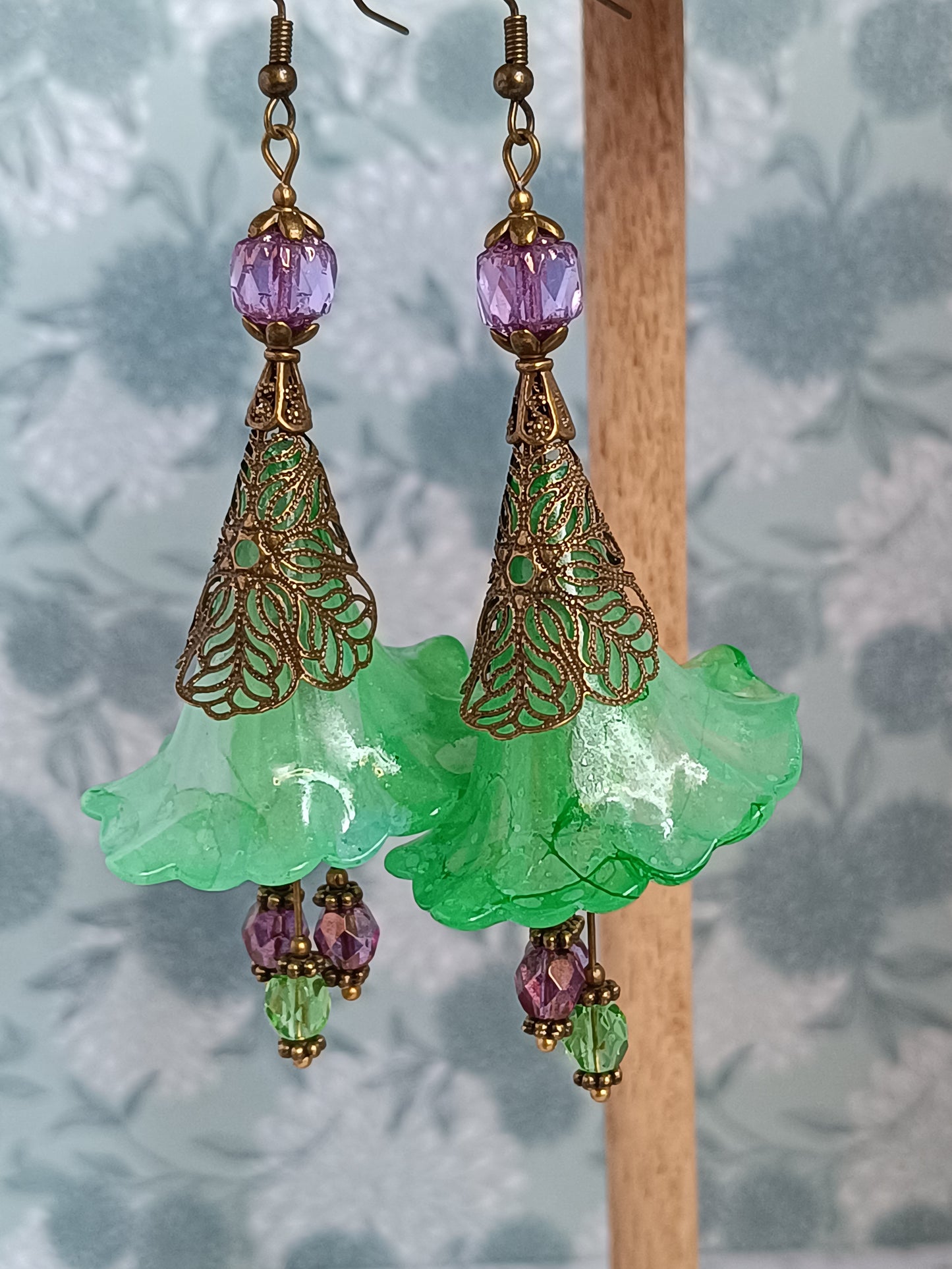 Boucles d'Oreilles Fleurs Lucite XXL - Perles Verre Tchèque