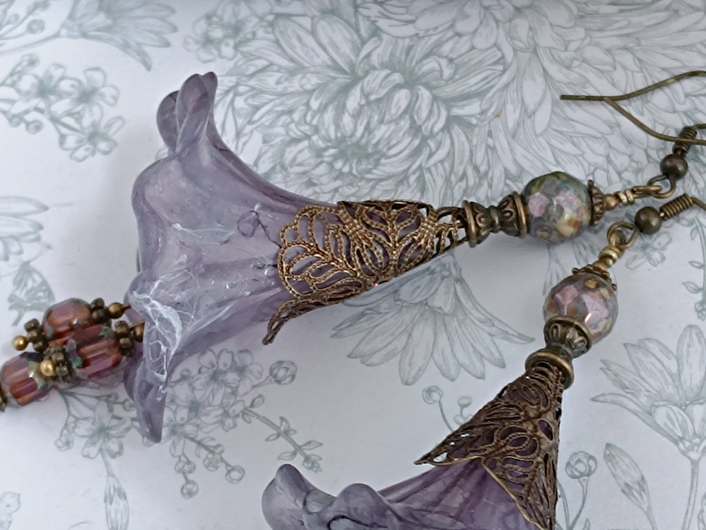 Boucles d'Oreilles Fleurs Lucite XXL - Perles Verre Tchèque