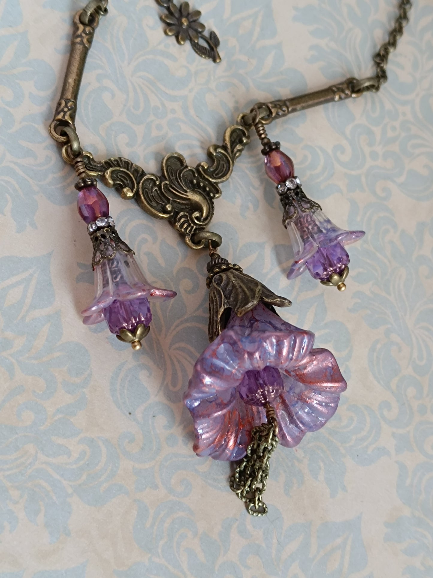 Collier Trio de Fleurs  Lucite Vintage Perles Tchèque Bronze