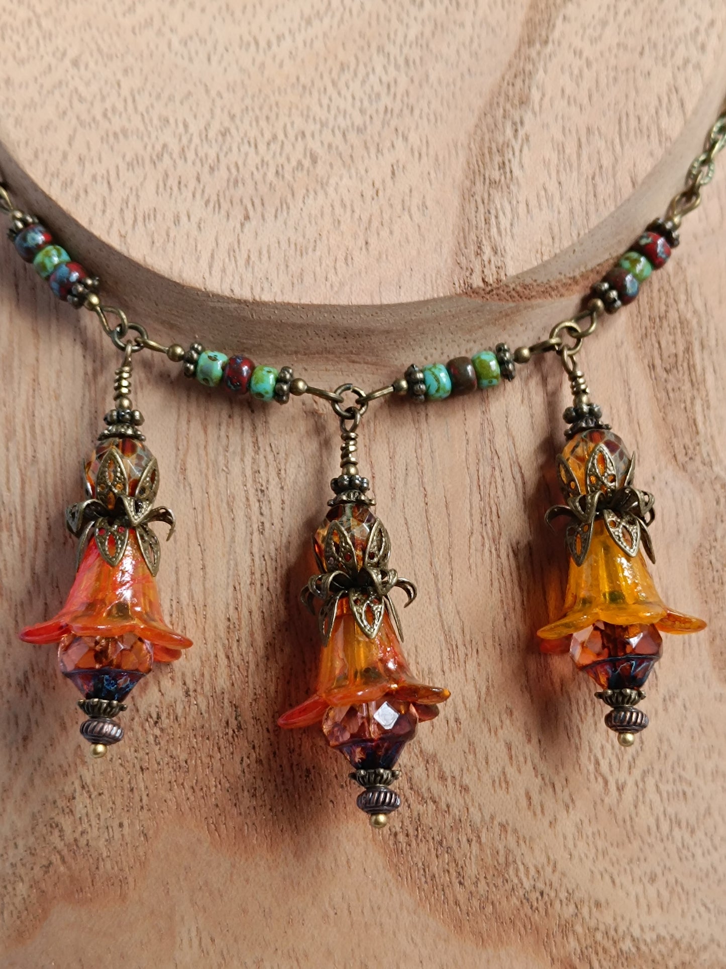 Collier Jardin Secret - Fleurs de Lucite et Perles Picasso Bronze