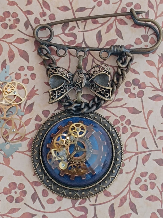 Grande broche épingle cabochon steampunk