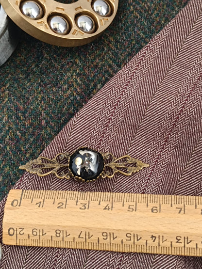 Broche Épinglette Steampunk Filigrane Bronze - Cabochon Résine Époxy Noir