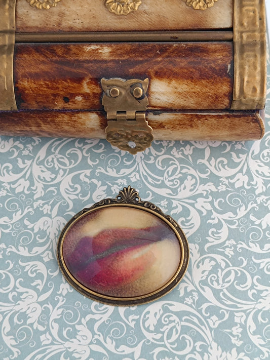 Broche cabochon verre bouche, original style cabinet de curiosités victorien