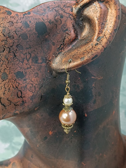 Boucles d'Oreilles Perles Rondes Précieuses - Verre Tchèque Nacré Bronze
