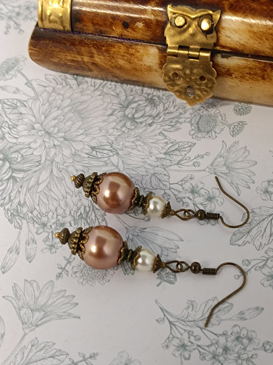 Boucles d'Oreilles Perles Rondes Précieuses - Verre Tchèque Nacré Bronze