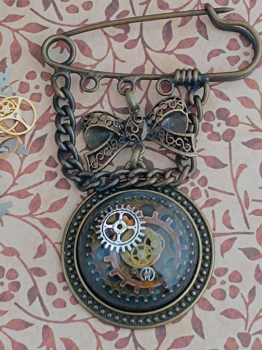 Grande broche épingle cabochon steampunk