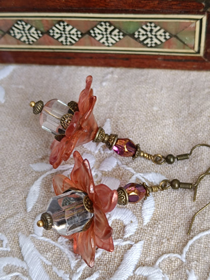 Boucles d'oreilles fleurs féeriques pompons rosée du matin