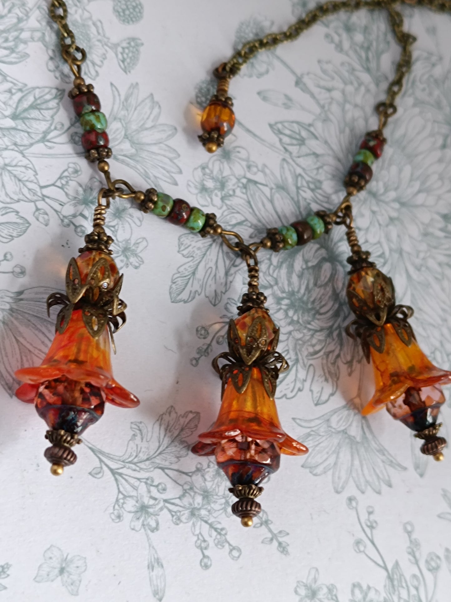 Collier Jardin Secret - Fleurs de Lucite et Perles Picasso Bronze