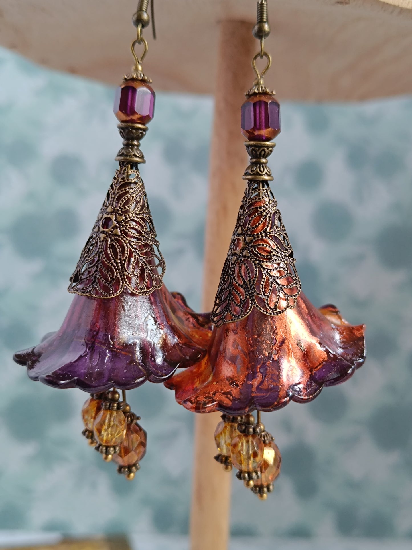 Boucles d'Oreilles Fleurs Lucite XXL - Perles Verre Tchèque