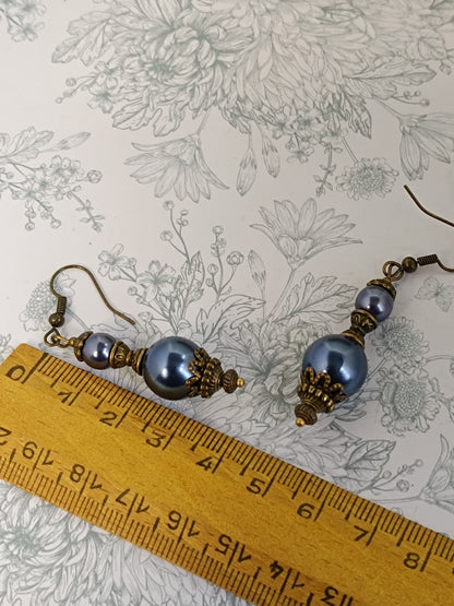Boucles d'Oreilles Perles Rondes Précieuses - Verre Tchèque Nacré Bronze