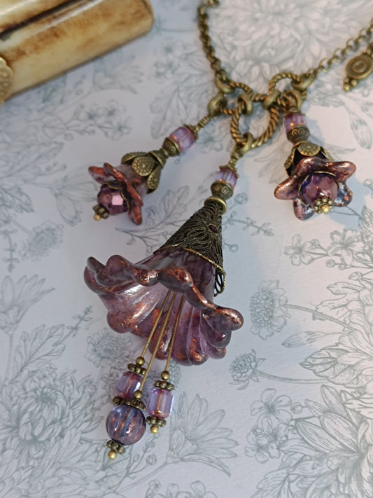 Collier Sautoir Fleurs Féeriques Améthystes - Lucite Peinte Main Bronze Antique