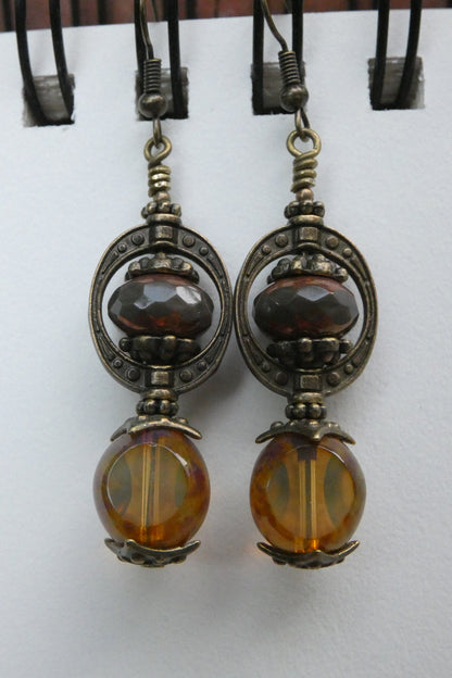 Boucles Oreilles Pendantes Dark Academia Verre Tchèque Bronze Antique