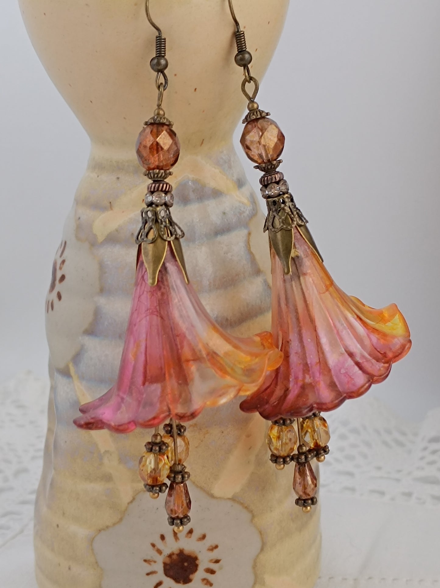 Boucles d'Oreilles Fleurs Lucite XXL - Perles Verre Tchèque