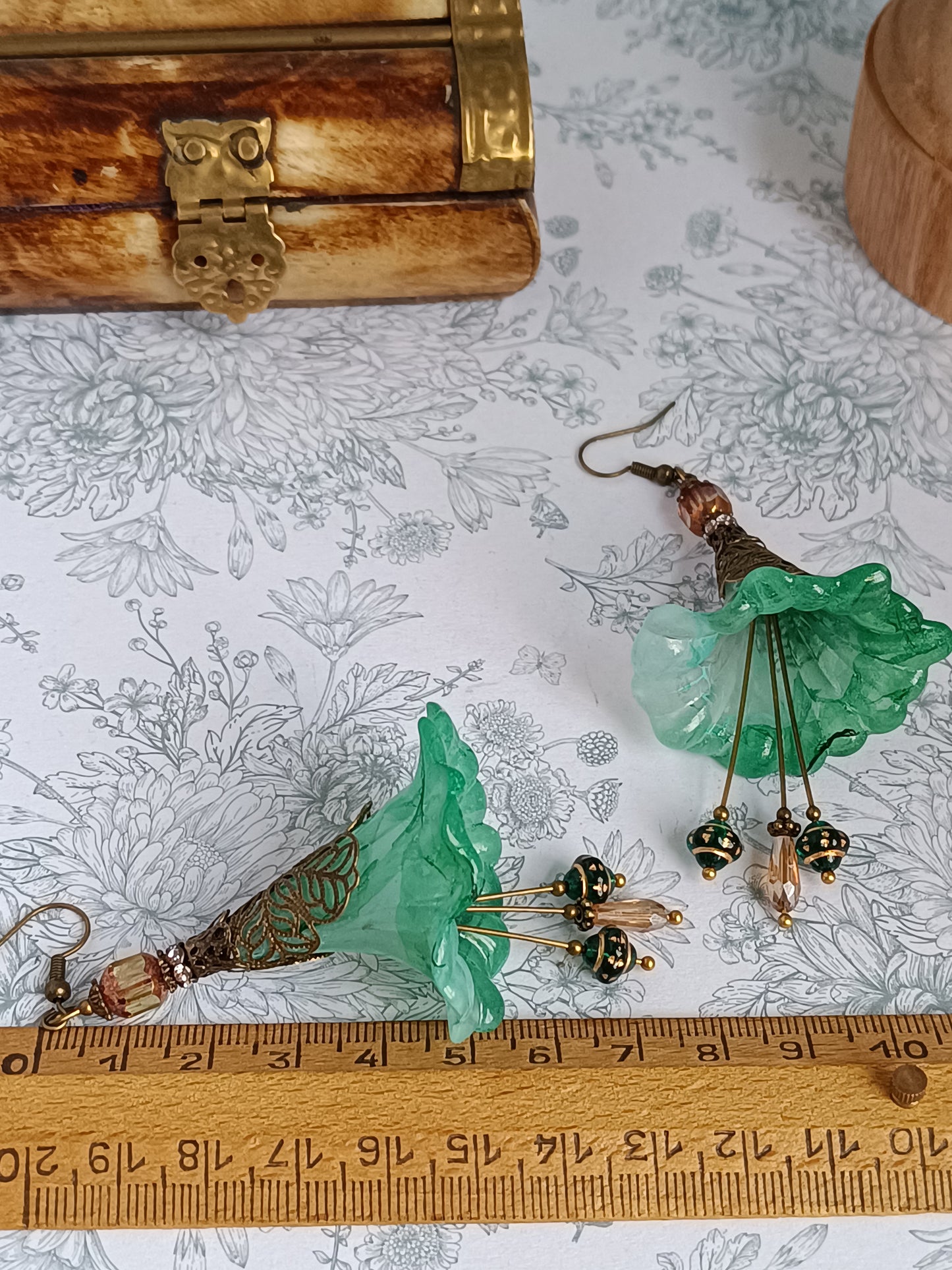 Boucles d'Oreilles Fleurs Lucite XXL - Perles Verre Tchèque